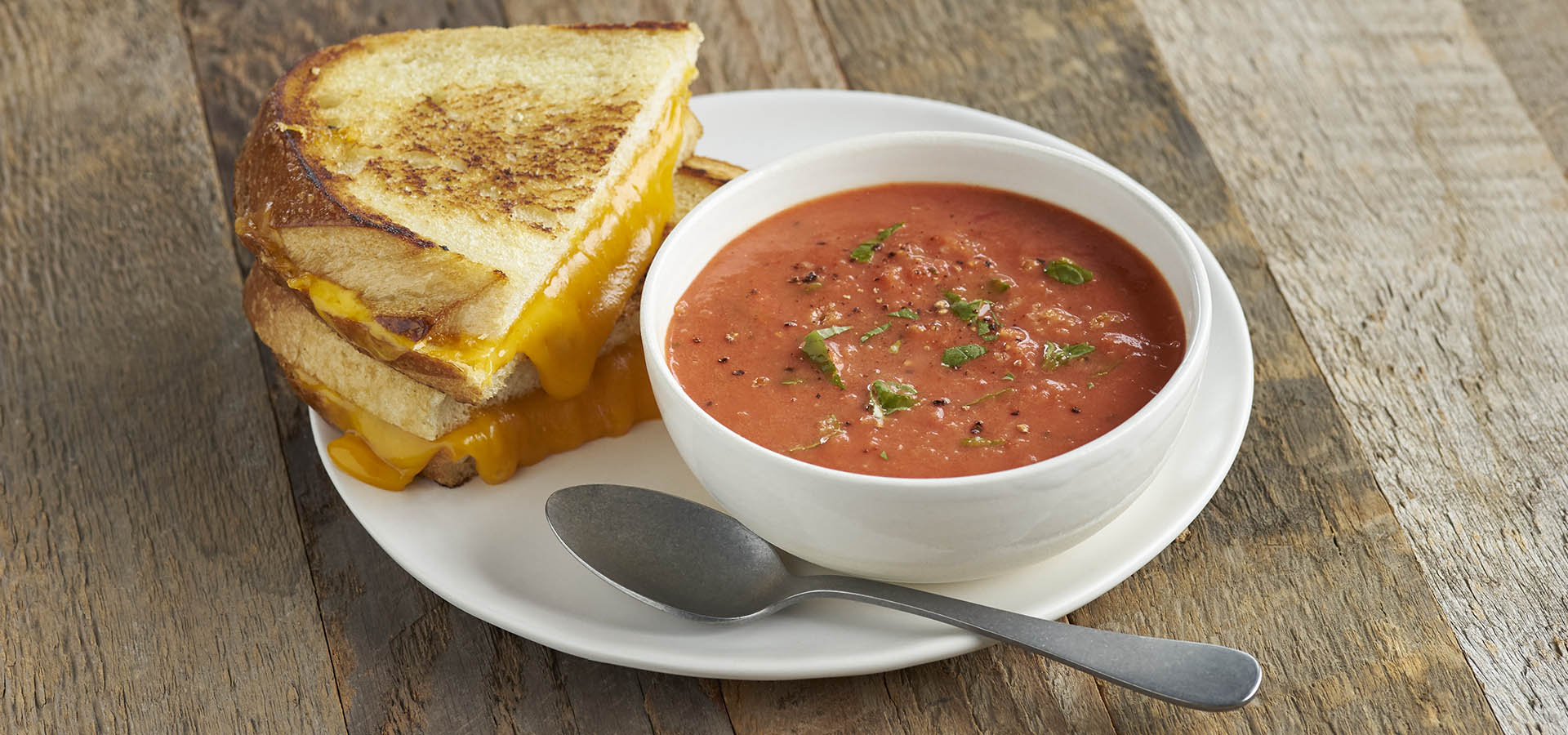 Cream of Tomato Basil Soup